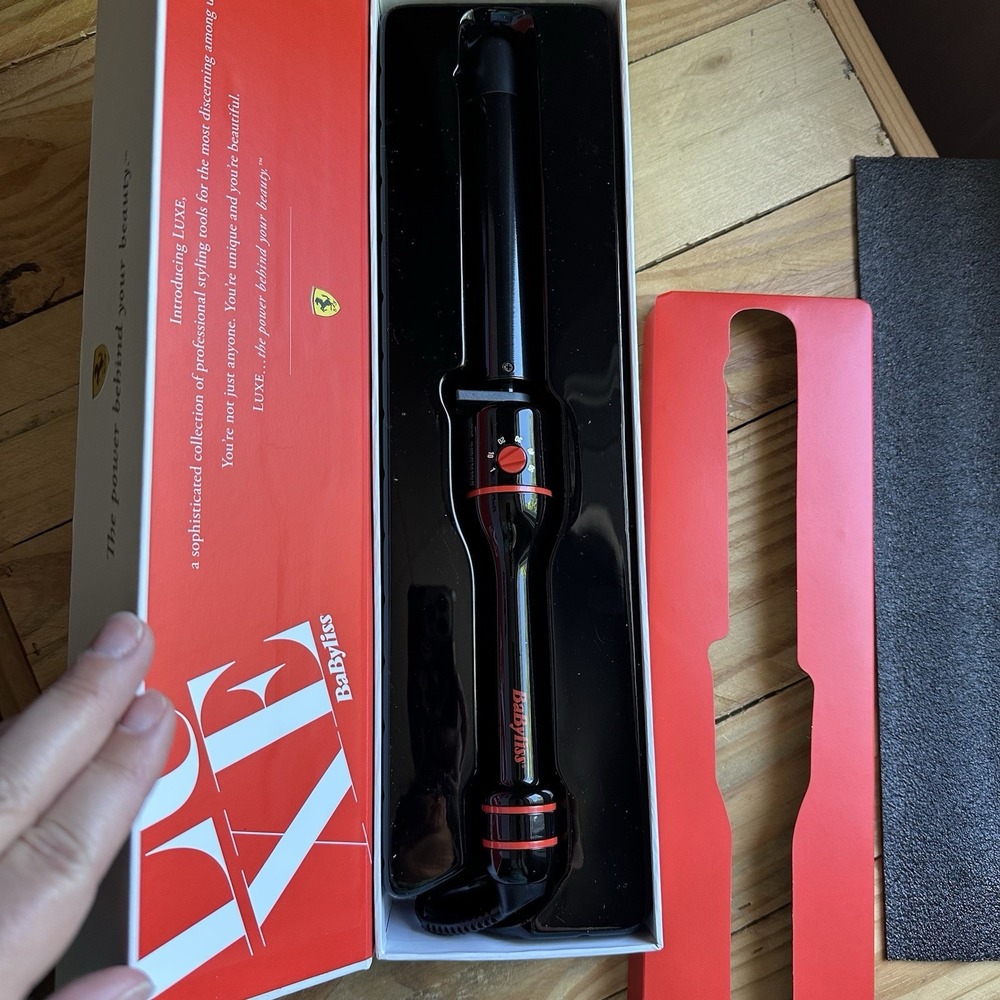 BaByliss Luxe 1 Red Ferrari Curling Wand Smooth Titanium Ceramic Coated Barrel - Picture 4 of 13